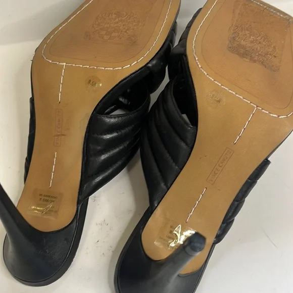 Vince Camuto Sandal Sarendie Women's Size 8.5 Black Quilted Strap Slide - Picture 6 of 7